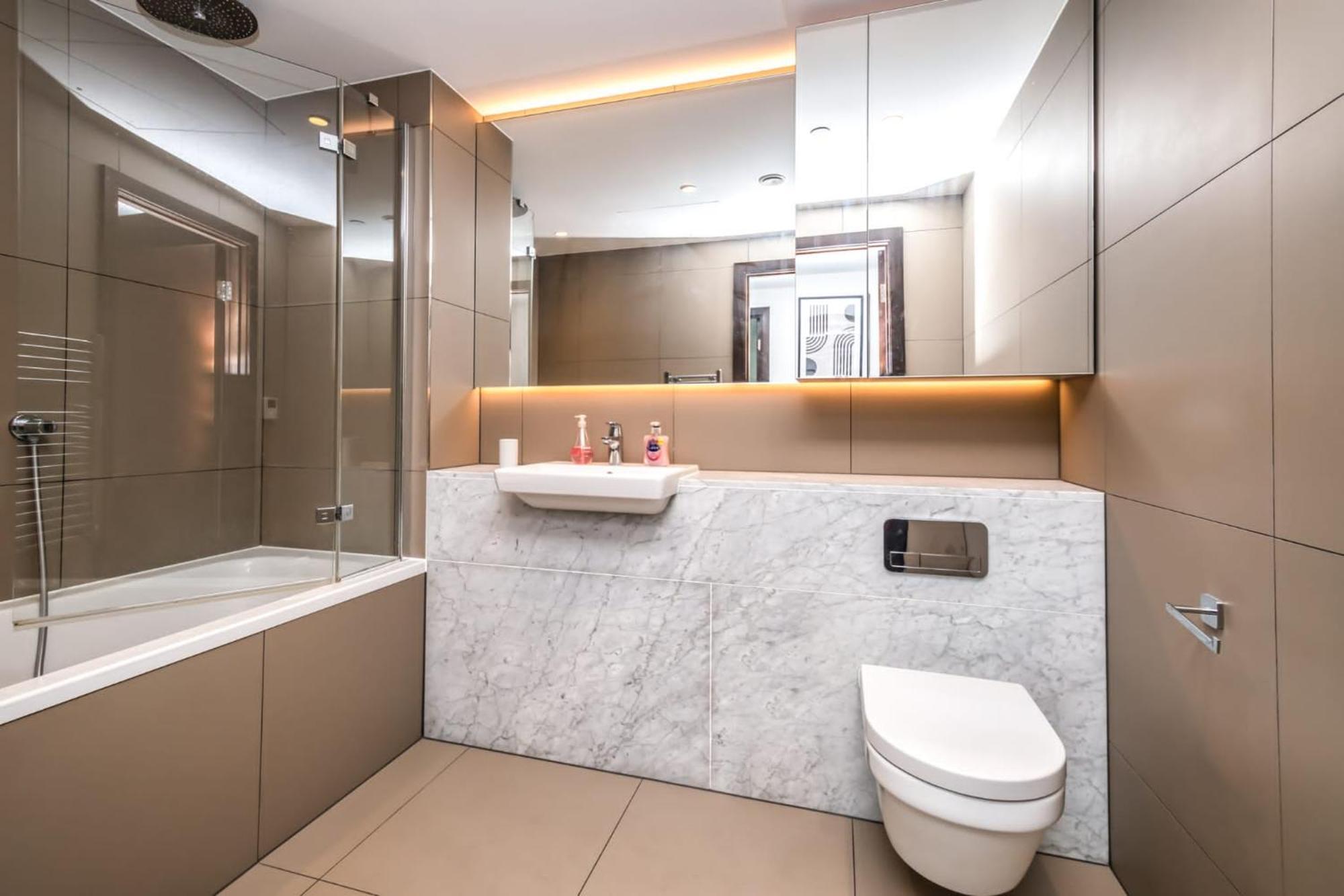 Apartament Luxury 2 Bedroom In Tower Hill *