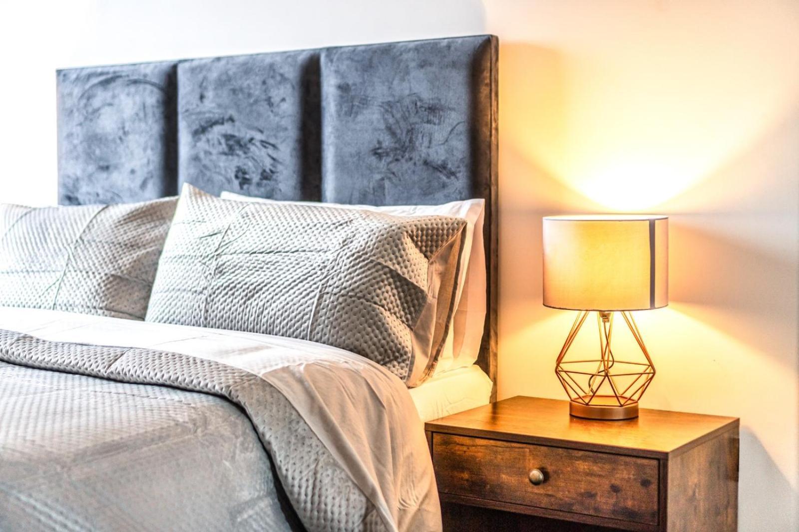 Luxury 2 Bedroom In Tower Hill Apartament Londra